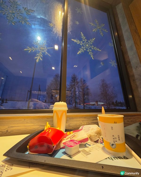 ## 北極圈麥當勞打卡！🍔❄️