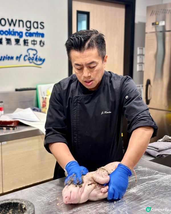 去Towngas學煮餸❤️葡式原隻乳豬同葡萄牙蕃茄飯😍