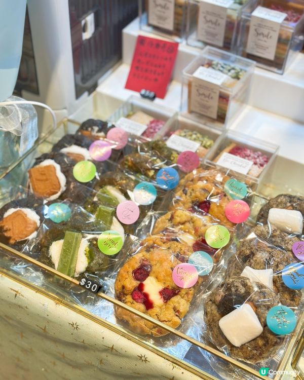 上次新年食過 @cake.start ｢一路發｣零牛油曲奇賀...