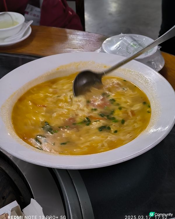 八畝八土灶農莊很有風味