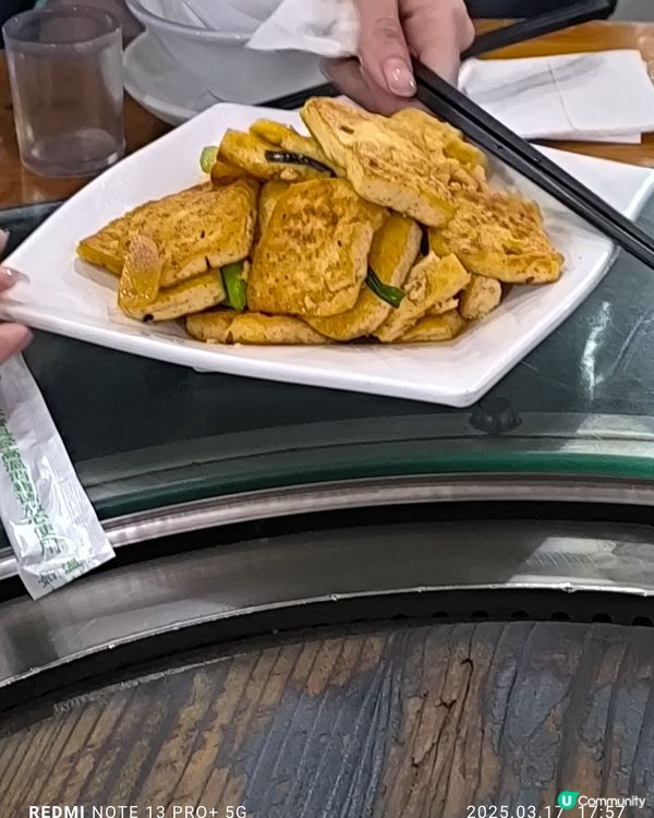 八畝八土灶農莊很有風味