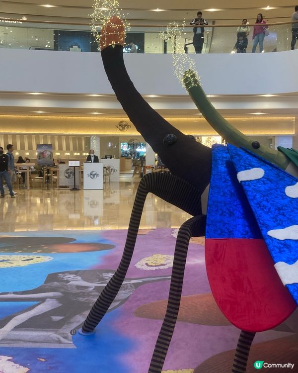 金鐘的三隻小昆蟲藝術作品