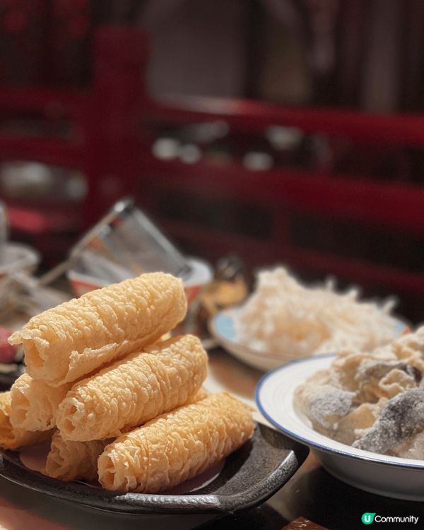 紅燈籠高掛，穿越古風時空：打卡怡紅院火鍋盛宴！ 📍怡紅院火鍋...