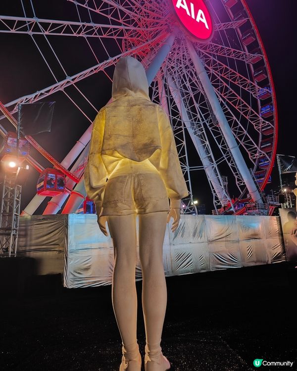 黃玉龍 x《UPWARD》原創藝術展覽登陸中環海濱,白天的連...