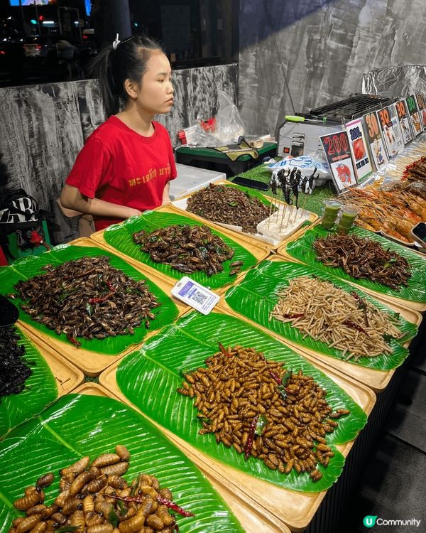 係曼谷越嚟越精彩嘅Jodd Fairs夜市