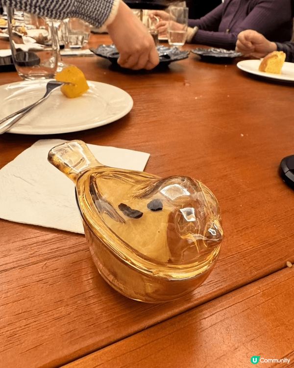 今年農曆新年，一家人到澳門龍環葡韻的土生葡人餐廳吃團年飯，餐...