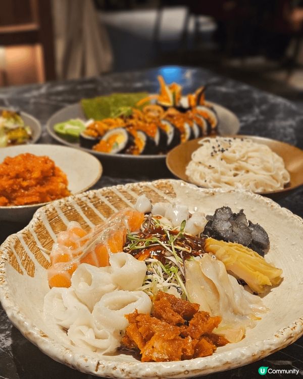 圓方韓國fushion餐廳，海膽韓式飯卷絕對ig-able,...