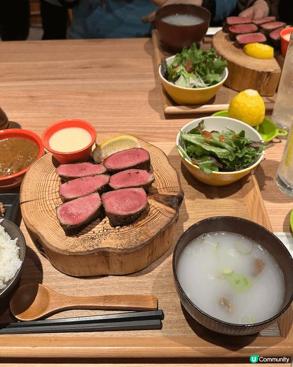 日本大板京都美食，燒肉放題，牛舌定食非常吸引，有機會一定要去...