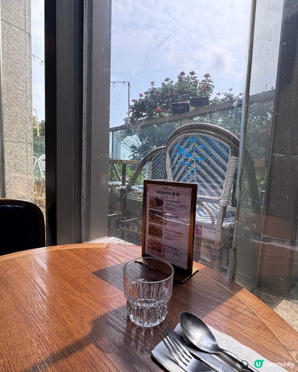 海之戀法式滋味😋 荃灣新開法式餐廳 三文魚醬配酸麵包