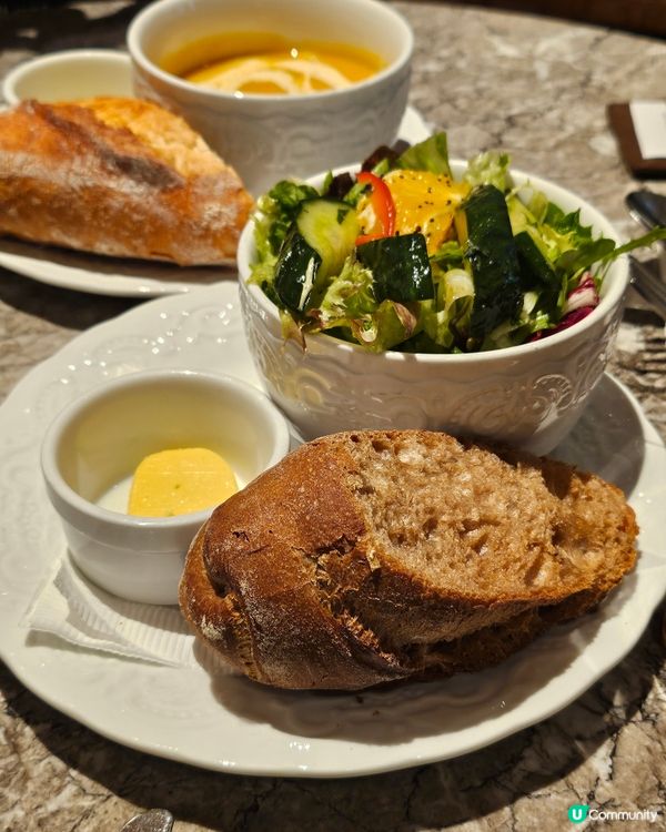 又一城必食😋車厘番茄醬蟹肉扭紋粉🦀🍝