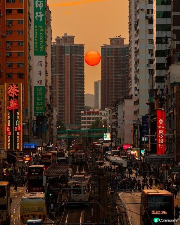 元朗大馬路黃昏景