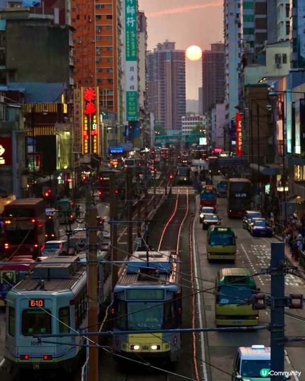 元朗大馬路黃昏景