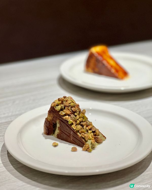 《觀塘超驚豔開心果芝士蛋糕🥳飲品免費無限添飲🔥》