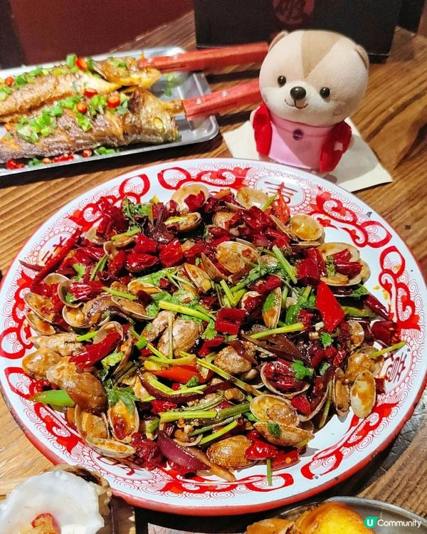 《海岸城保利有氛圍感de東北燒烤店》