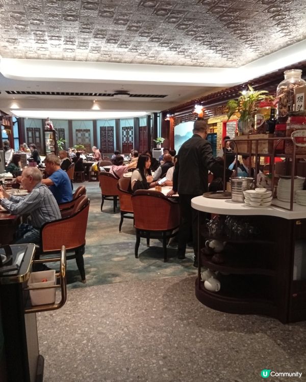 軒尼詩道鍾菜館，點心任食$7/8/9起！😋