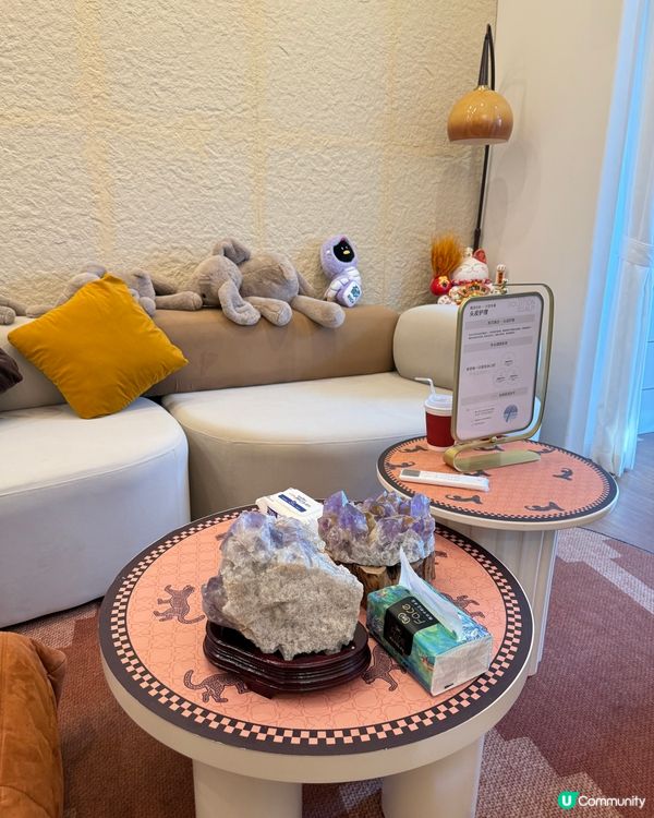 深圳染髮坐按摩椅舒服到訓著😴