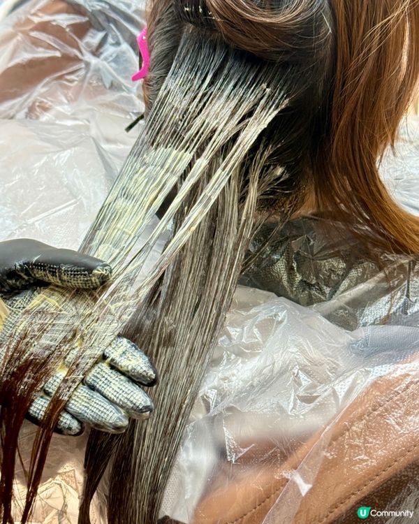 深圳染髮坐按摩椅舒服到訓著😴