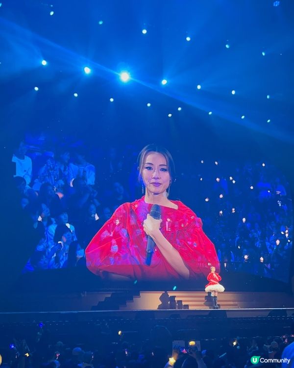 其實stephy 最近同邊個學唱歌，練左幾耐，點解勁到咁