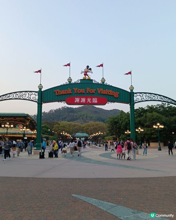 迪士尼快閃遊🎉你知唔知原來香港迪士尼商店係有3折區域⁉️