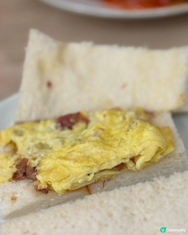 蘇哥清湯腩晚餐😋  雞扒腸仔飯配可樂，正！