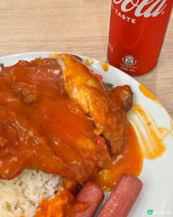 蘇哥清湯腩晚餐😋  雞扒腸仔飯配可樂，正！