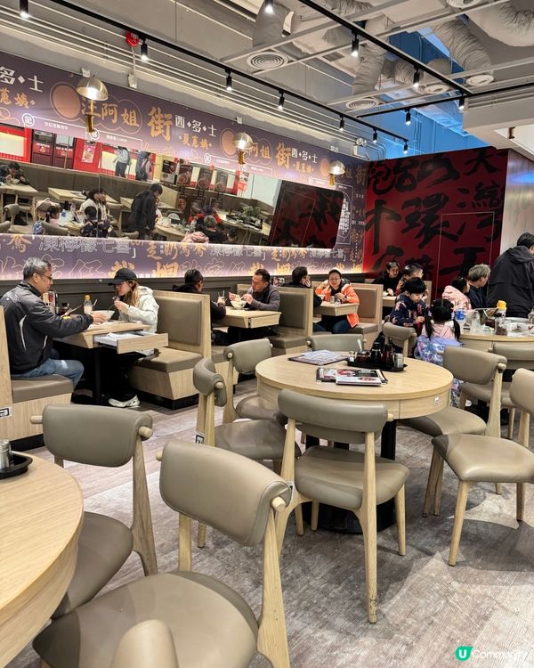 蘇哥清湯腩晚餐😋  雞扒腸仔飯配可樂，正！