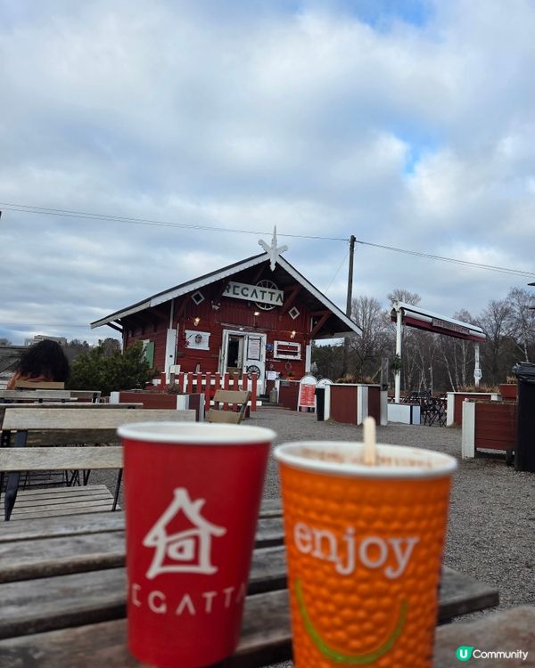 ## ☕ 懷舊咖啡店，室內香氣撲鼻！