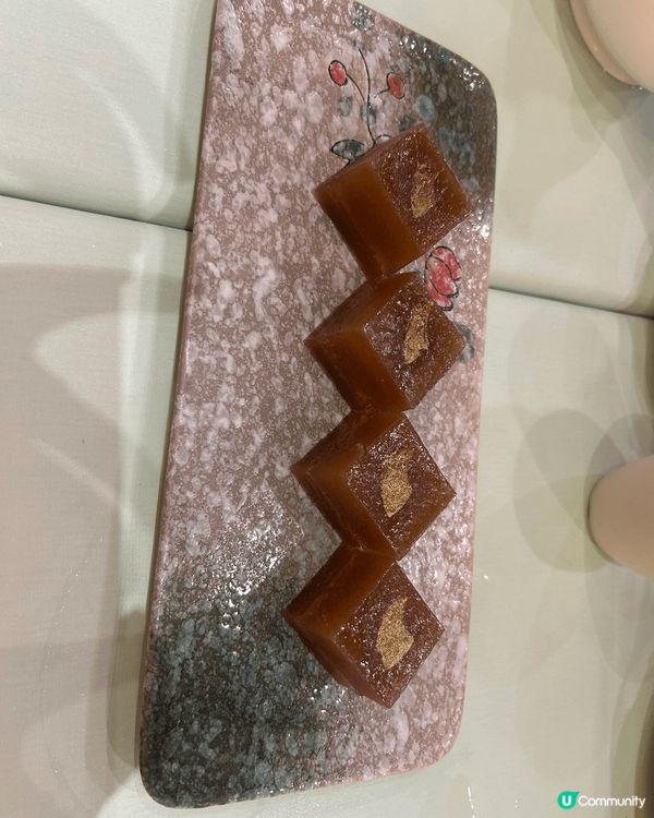 生日不想殺生，去了黃埔美食坊巧膳坊食素菜。除了點心外，也有單...