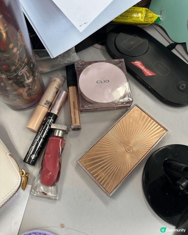 我覺得要變靚 必須補充蛋白質，跟著要用有色穩形眼鏡打扮，令眼...