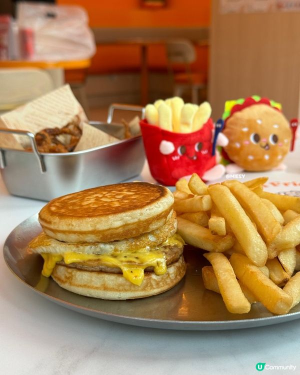 ‼️屯門必食🍔鵝肝漢堡配薯寶😋