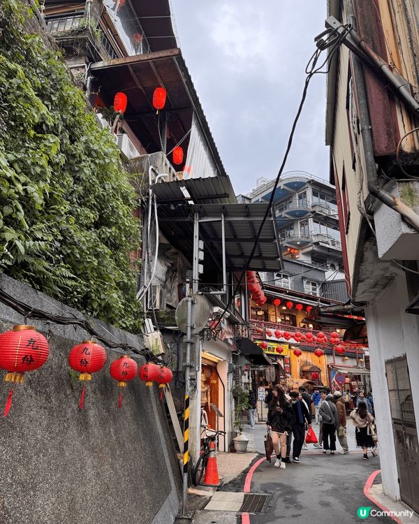 台北九份應該大部香港人不陌生，相隔十多年重遊舊地，看到很不一...