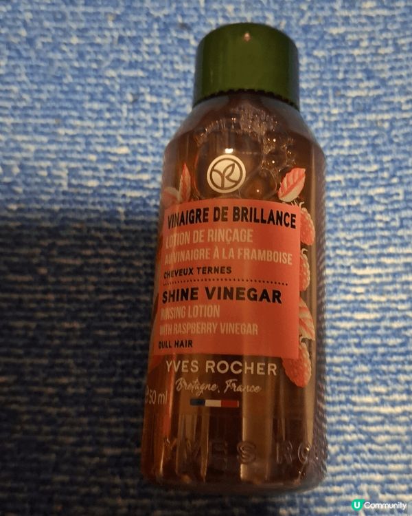 第一件好物是： NARS橙紅色唇膏， 塗後感覺好有活力和動力...