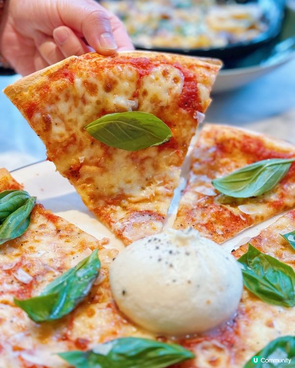 🍕60週年限定！薄餅店二人套餐超抵食！🤩