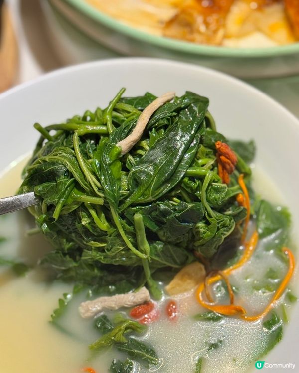 深圳灣口岸過嚟食好西 🤤  
深圳灣口岸13號線開通，港人過