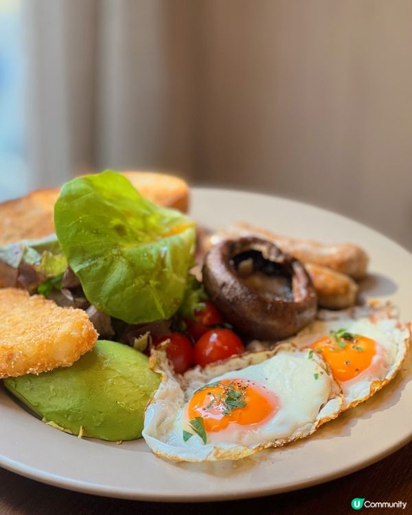 中環好chill嘅咖啡店☕️  荷李活道木系咖啡店