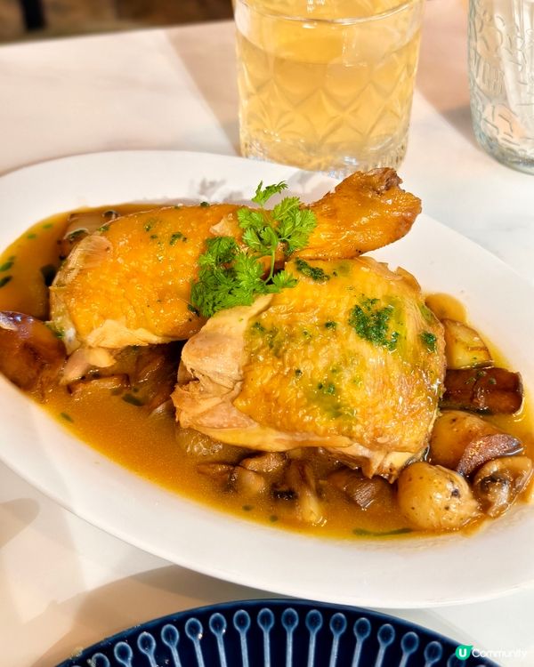 上環西班牙菜小店，非常熱鬧