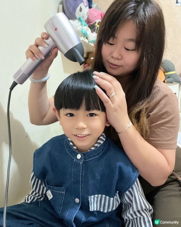 吹乾頭髮，仲要養髮？🤩  依飛風筒幫到你！