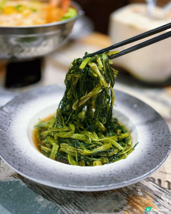 銅鑼灣泰國菜之旅 🇹🇭😋好味道！必食海鮮媽媽麵！椰汁雞湯！