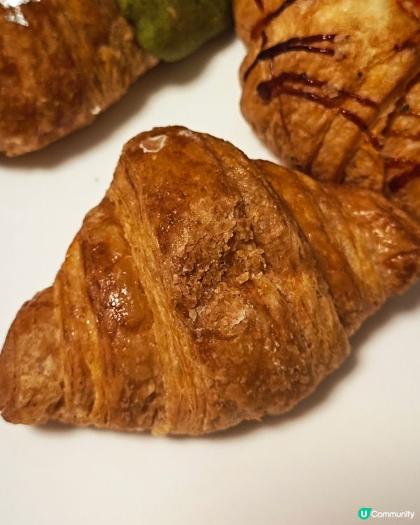 大阪必食人氣牛角包😍好可愛，好好吃