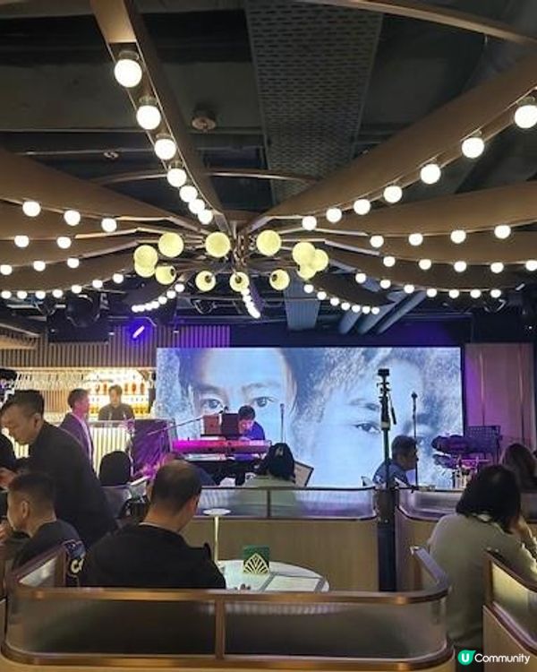 歌聲中享受美食@Zinger