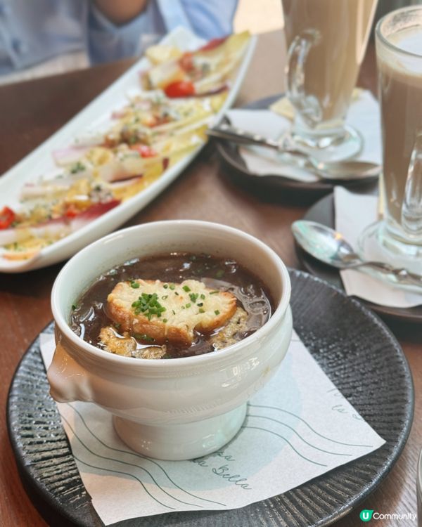 Chill lunch at Sheung Wan😋