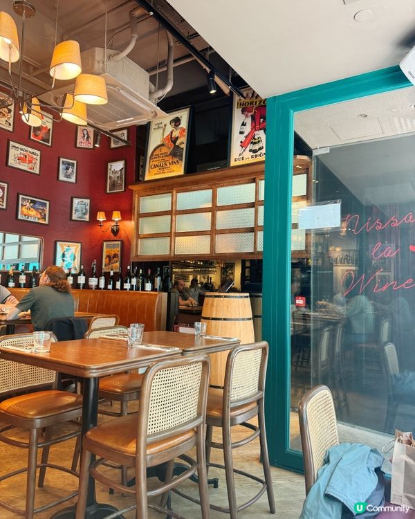 Chill lunch at Sheung Wan😋