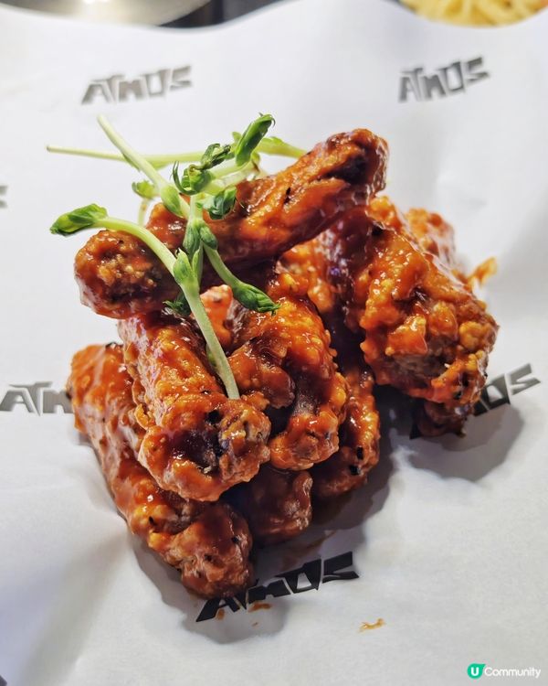 超Cyber😎樓上🍸酒吧🍴餐廳