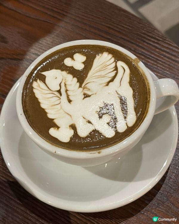 銅鑼灣新發現！🍯😋 感覺咖啡館 雞扒配牛油果酸種麵包