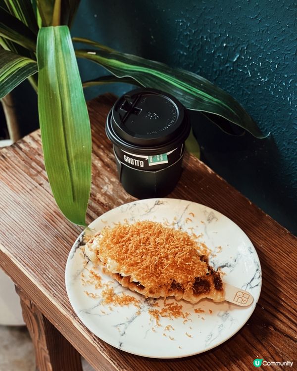 深藍色拱門打卡Cafe _Grotto