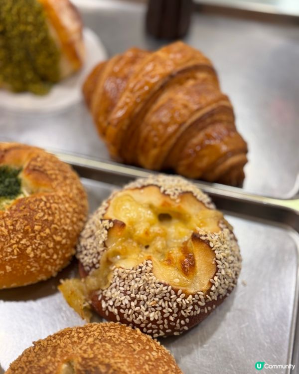 荃灣海之戀必食手作麵包 🥐🥖  人山人海！