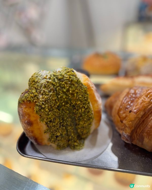 荃灣海之戀必食手作麵包 🥐🥖  人山人海！