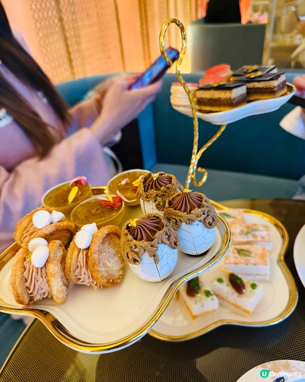 海港城下午茶 🇫🇷🇨🇳  
鹹甜點心任你揀😋