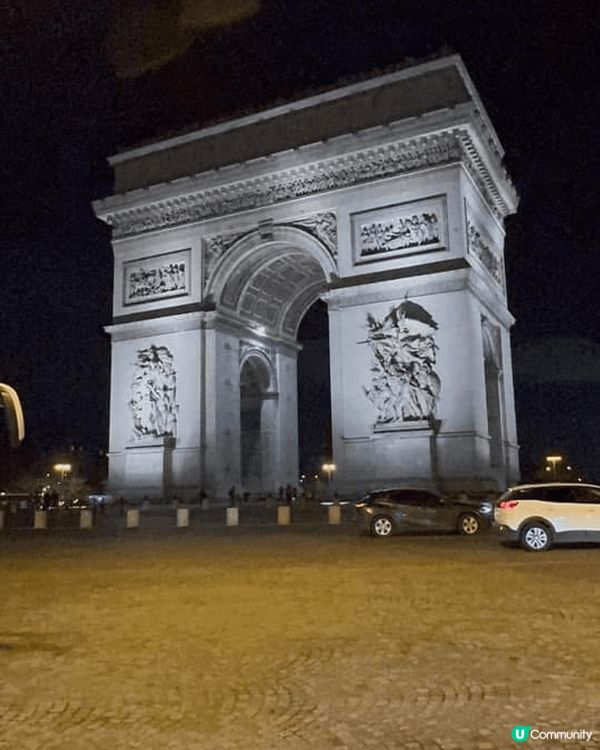 大家對英國不會陌生，倫敦橋大英博物館必去。行完倫敦橋可以去空...