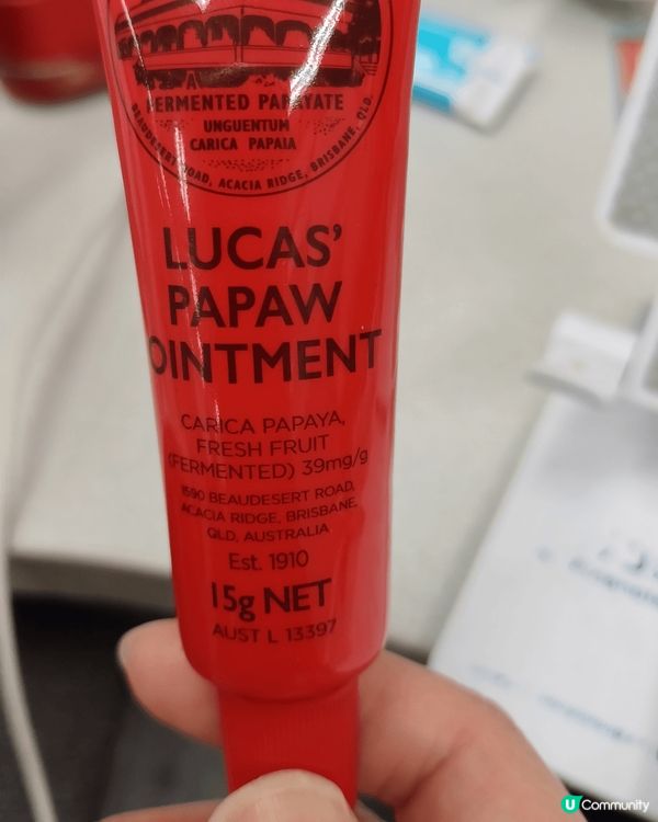 Famous karola and kangaroo & p...